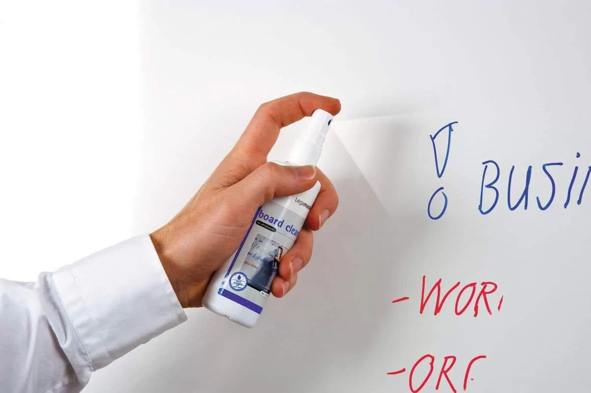 Legamaster Whiteboard Cleaner TZ 7, 125 ml 3 Legamaster Whiteboard Cleaner TZ 7, 125 ml - Image 2