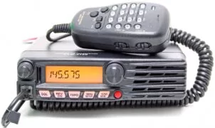 YAESU FTM-3200DE C4FM/FM 144 MHz - 65W Πομποδέκτης αυτοκινήτου 2