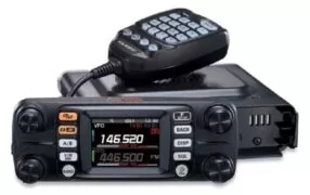 Yaesu FTM-300DE C4FM Dual-Band VHF/UHF 1