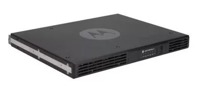 Motorola SLR 5500 Repeater UHF 400-470MHZ or VHF 136-174MHZ 4