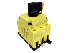 ΔΙΑΚΟΠΤΗΣ ΡΑΓΑΣ ΠΕΡΙΣΤΡΟΦΙΚΟΣ 0-1 3P 32A ΜΕ ΜΟΧΛΟ SQ032003DL1N GIOVENZANA