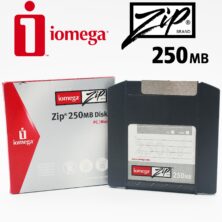 IOMEGA ZIP 250MB DISKETTE