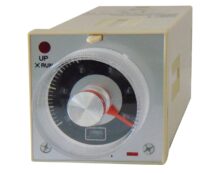 ΧΡΟΝΙΚΟ RELAY ΠΙΝΑΚΟΣ 8P DELAY ON 2C/O 24-240VAC/DC H3BA-8 DQN