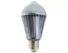 ΛΑΜΠΑ LED ΜΕ ΑΙΣΘΗΤΗΡΑ ΚΙΝΗΣΗΣ E27 6W 460LM 360° 4000-5000k NEUTRAL WHITE ST460 STARLUX