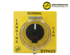 ΠΛΑΚΑ ΔΙΑΚΟΠΤΗ ΠΕΡΙΣΤΡΟΦΙΚΟΥ 0-1-2 84X84 BYPASS ΚΙΤΡΙΝΗ KIT018PBYPB07 GIOVENZANA 1