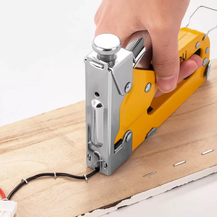 DELI καρφωτικό χειρός συνδετήρων DL238104 με 6000x συνδετήρες, 3 σε 1 4 DELI καρφωτικό χειρός συνδετήρων DL238104 με 6000x συνδετήρες, 3 σε 1 - Image 2