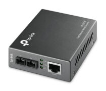 TP-LINK 10/100Mbps Multi-Mode Μedia Converter MC100CM, Ver. 5.0 1